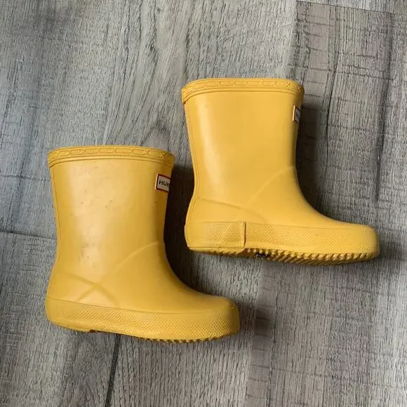 Hunter Rain Boots *PLEASE READ* - Picture 2 of 11